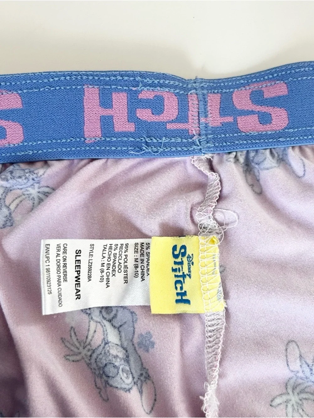 Disney Stitch Women’s Pink Pajama Shorts - Picture 4 of 4